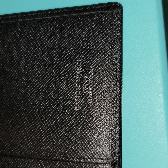 MENS BASIC CAPACCI WALLET - Picture 5 of 7